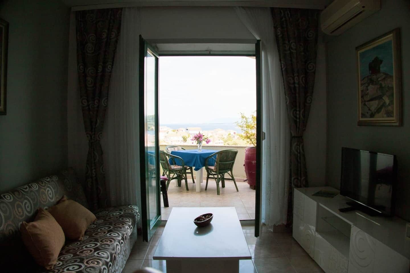 Apartments Novis 104421-A3