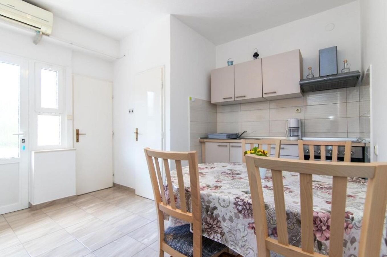 Apartment Krešo 10455-A2