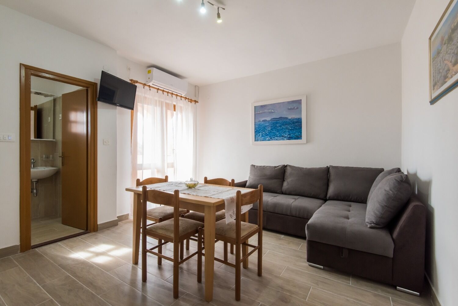 Apartments Armitage 10457-A1