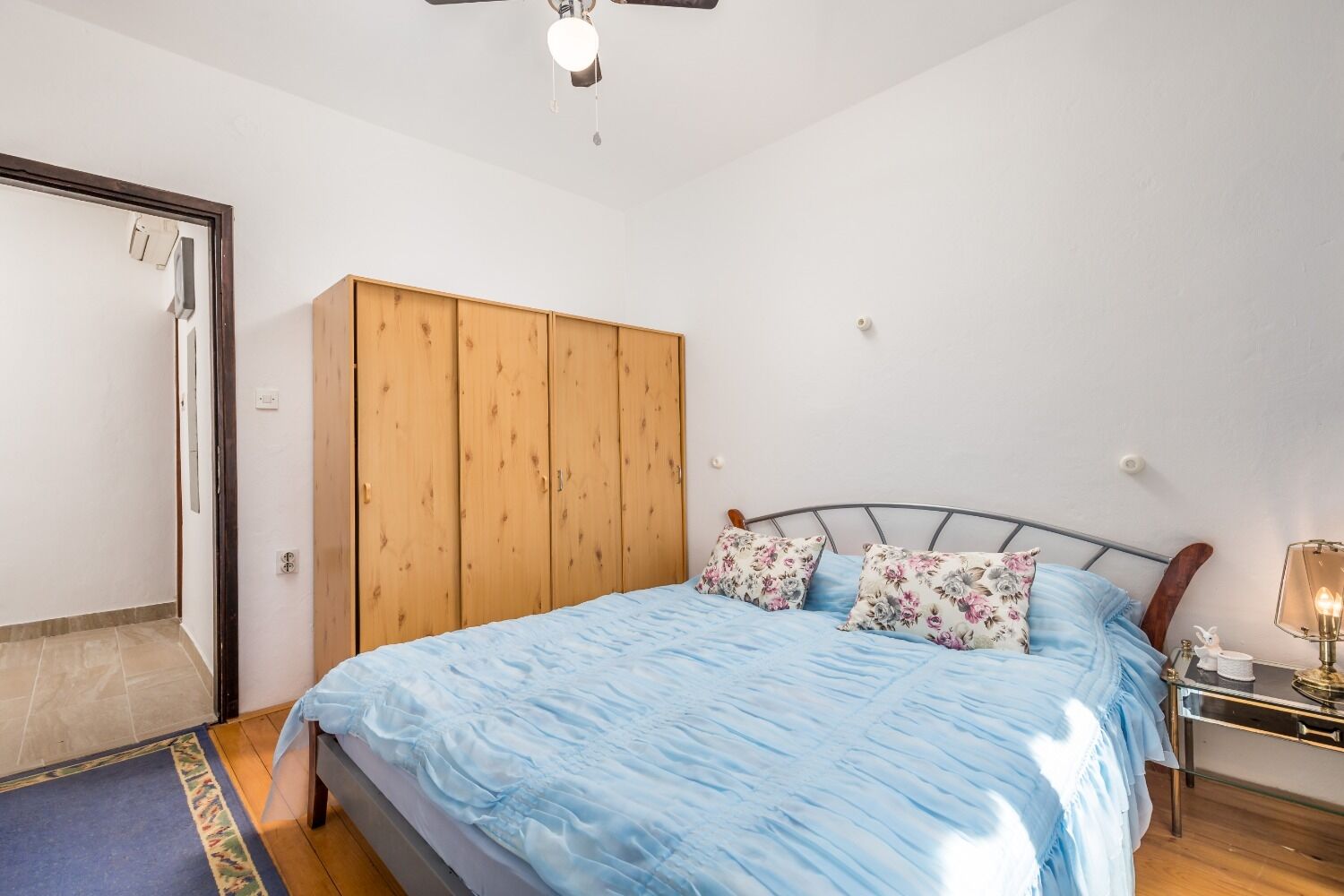 Apartments Masa 104551-A1