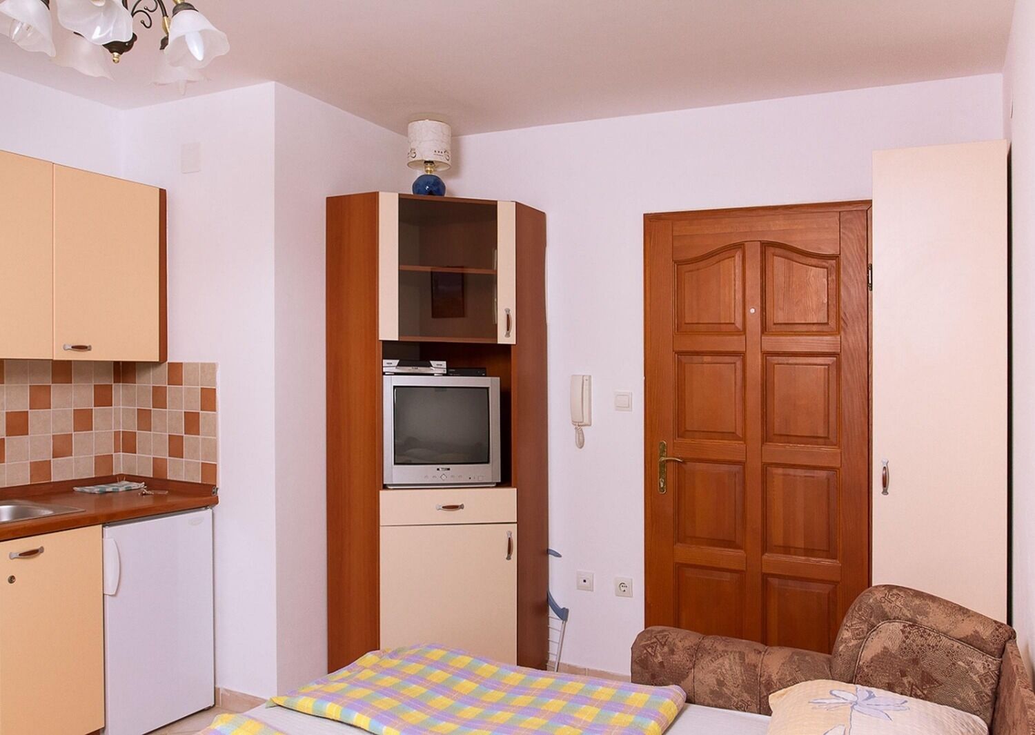 Apartments Super 104571-A1