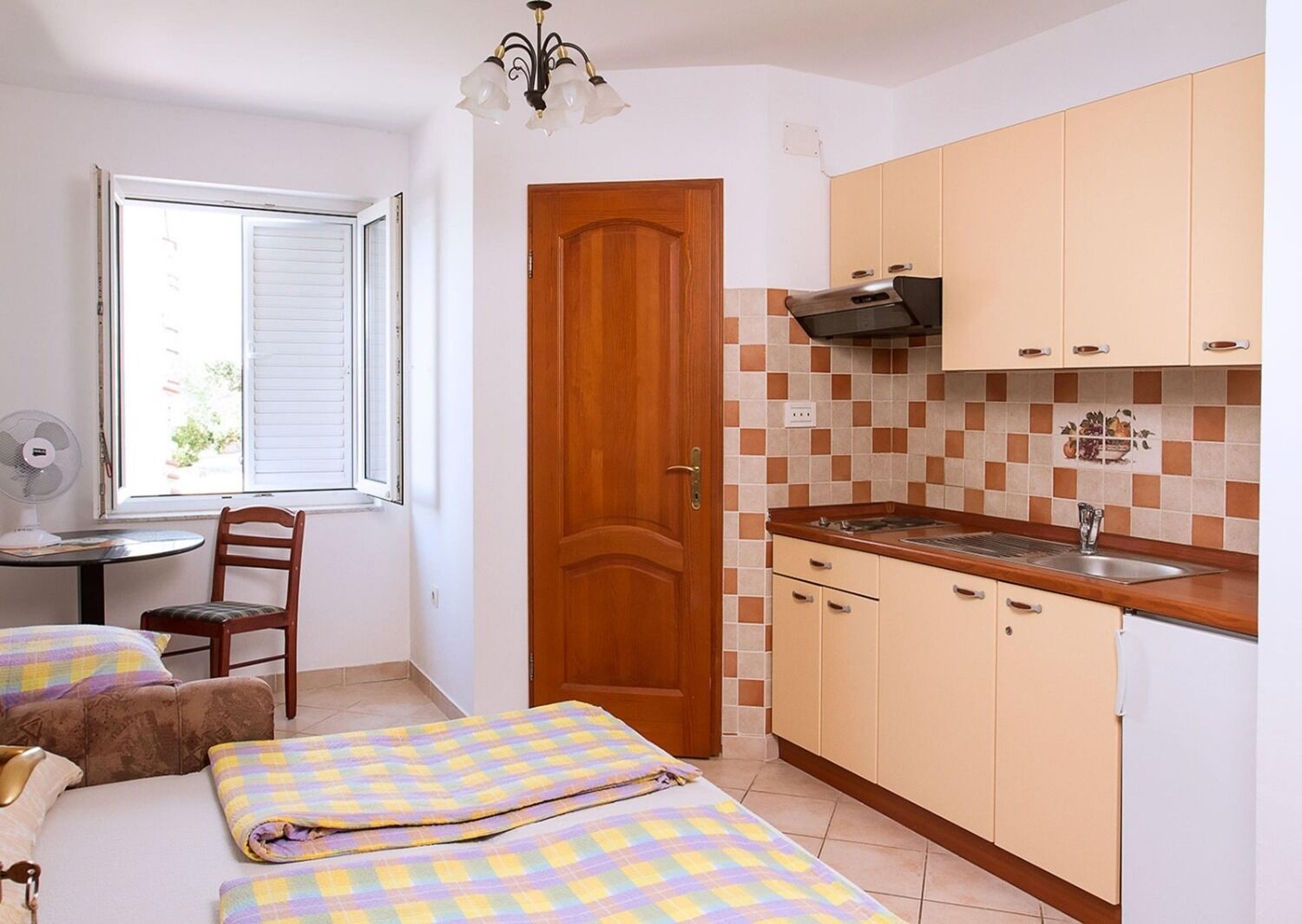Apartments Super 104571-A1