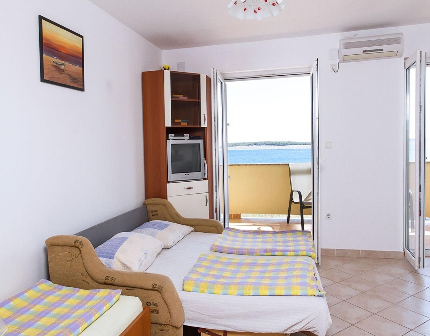 Apartments Super 104571-A3