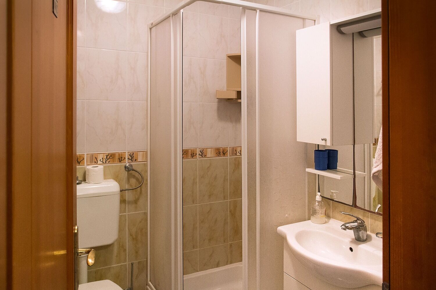 Apartments Super 104571-A6