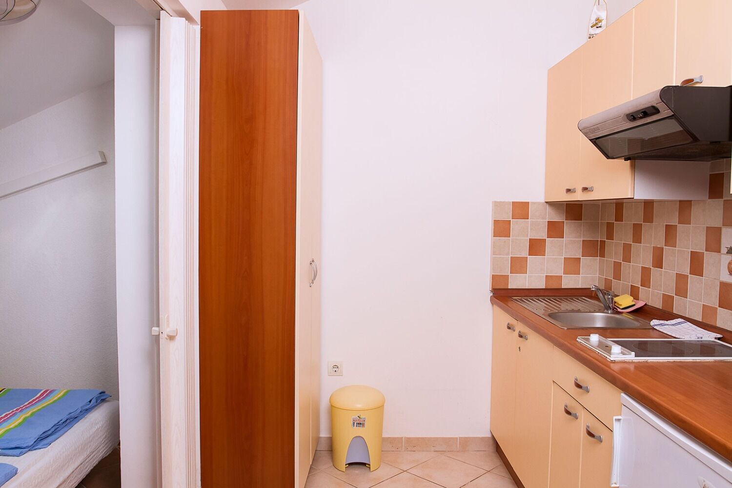 Apartments Super 104571-A11