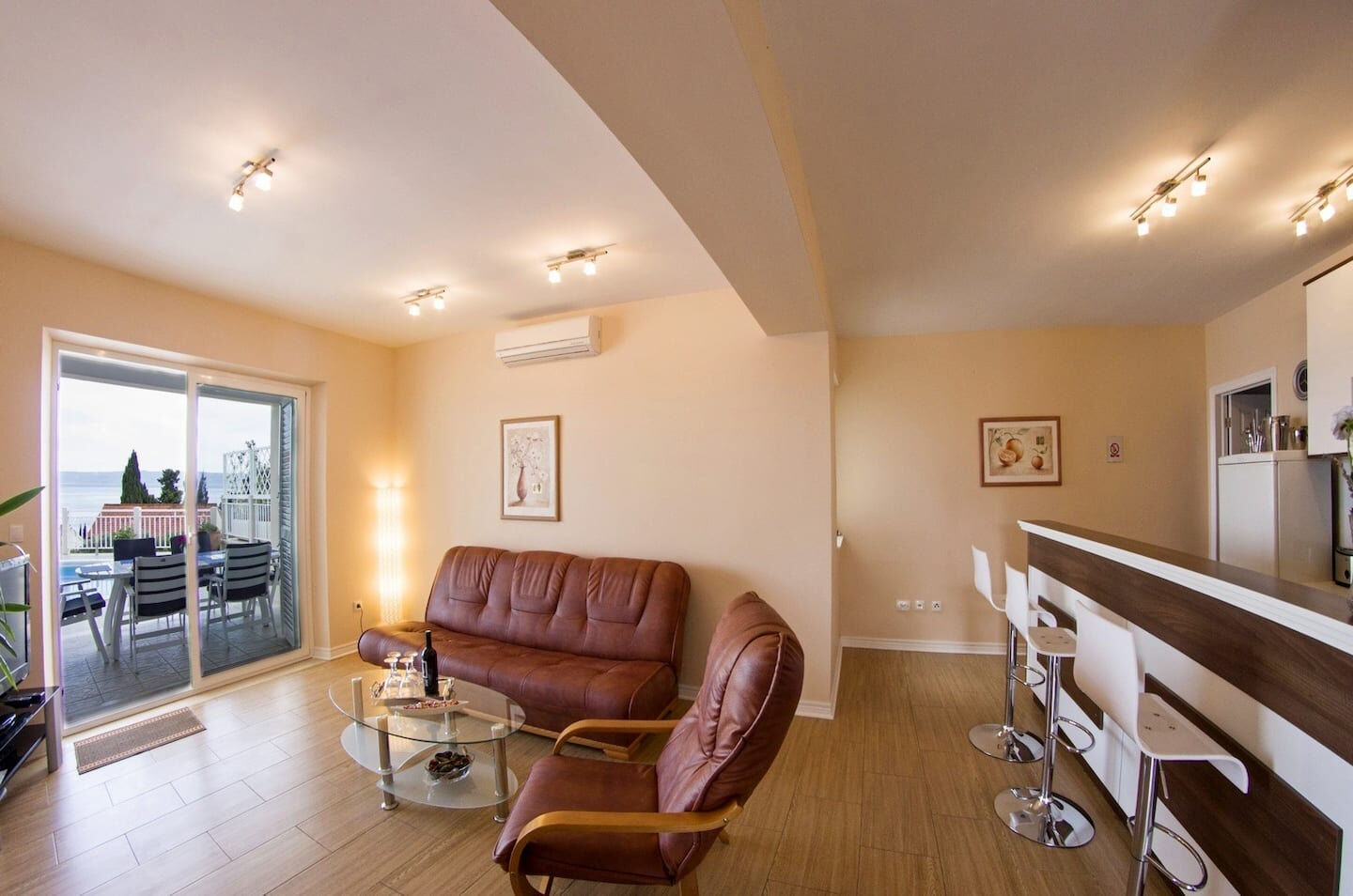 House Jure 104631-K1