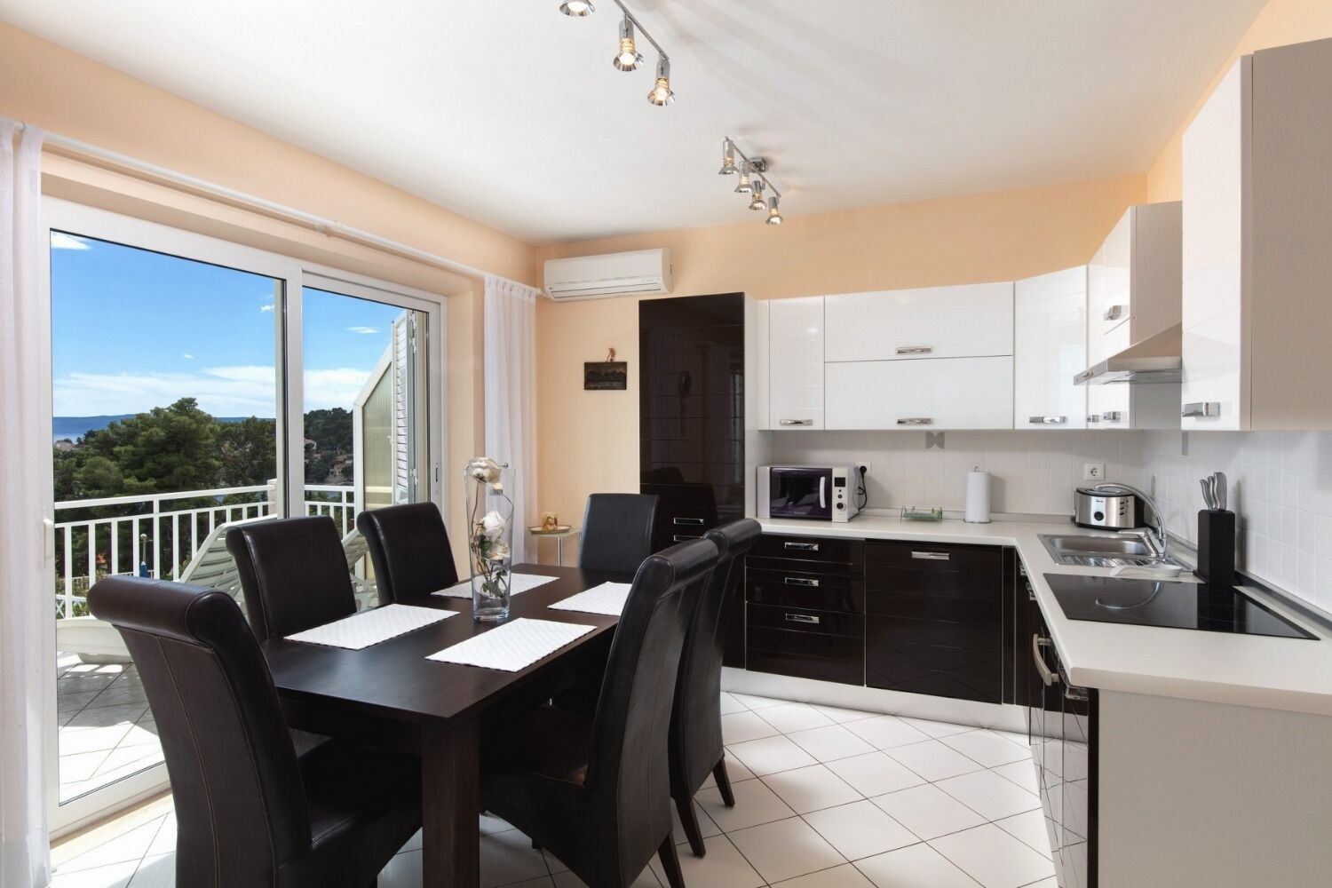 House Jure 104631-K1
