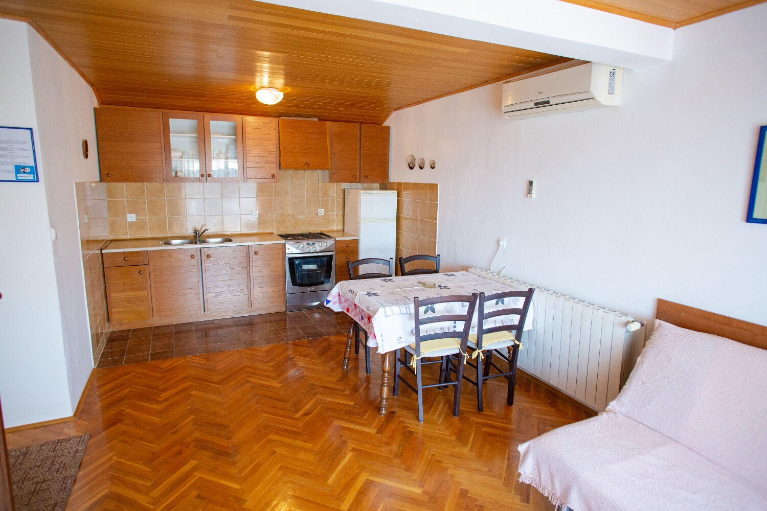Apartments and Rooms Ivan 104681-A2