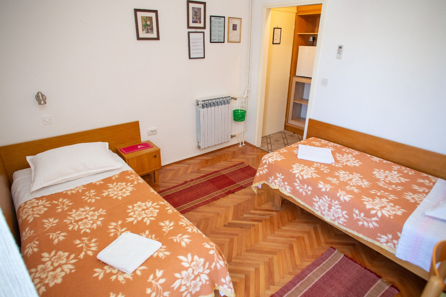 Apartments and Rooms Ivan 104681-S1