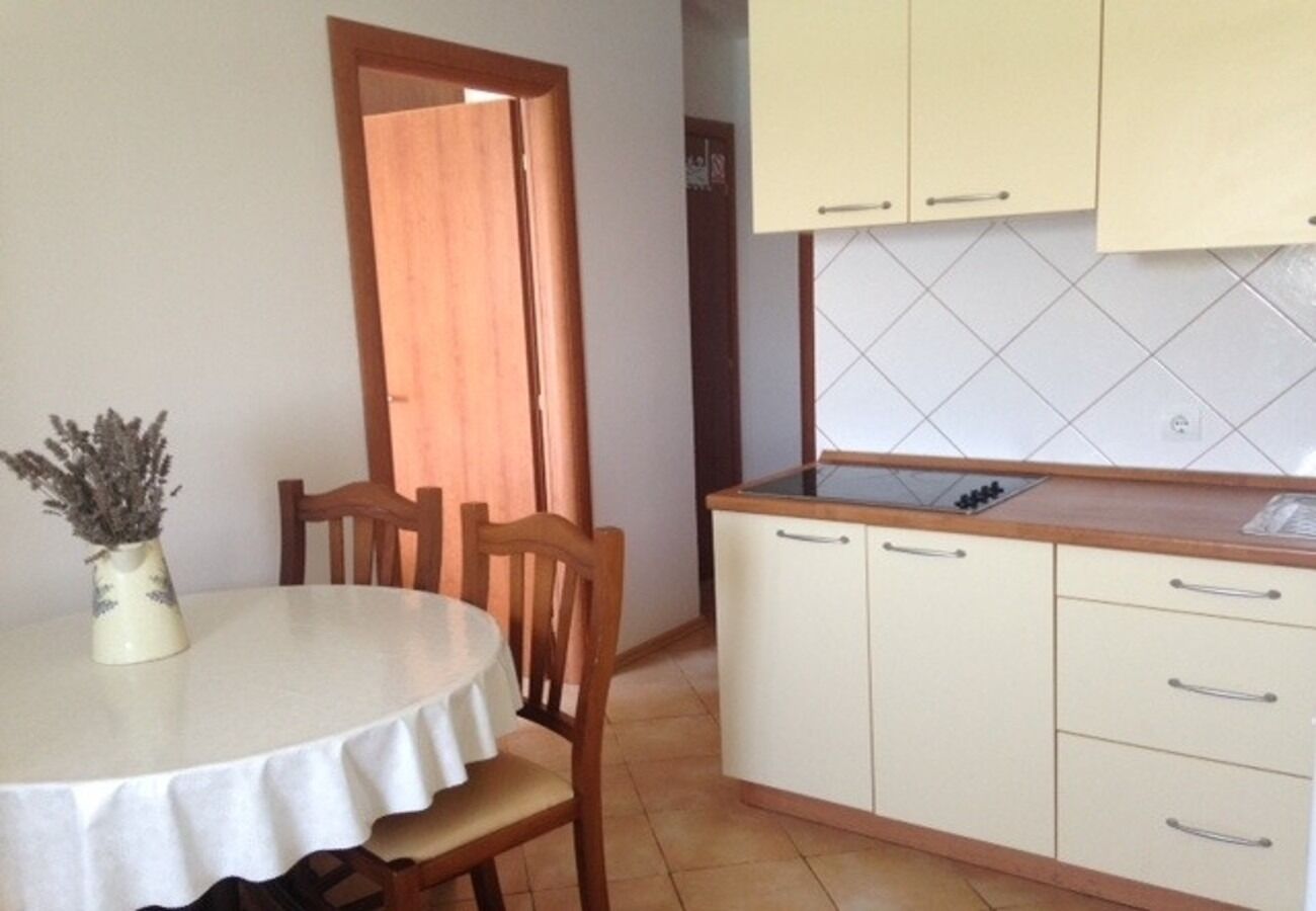 Apartments Azur 104721-A1