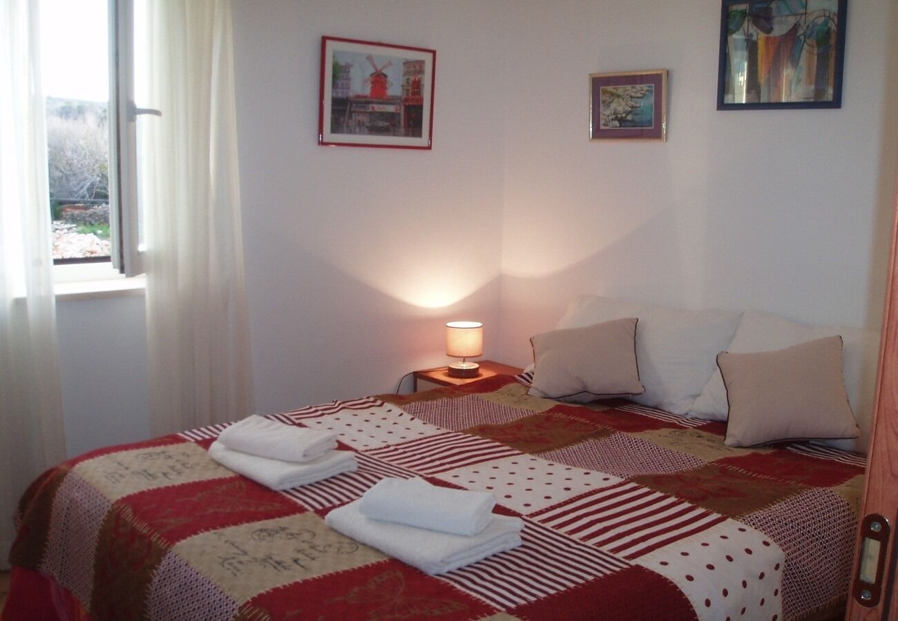 Apartments Azur 104721-A1