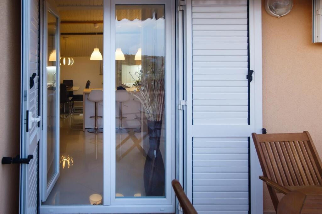 Apartments Spomenka 104761-A3