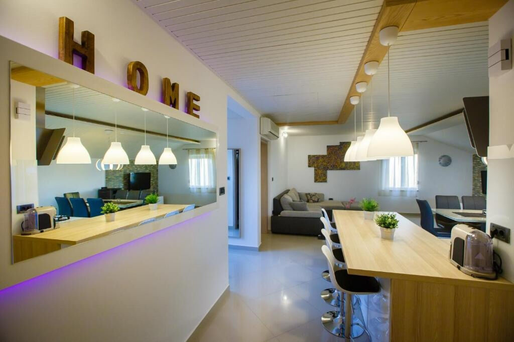 Apartments Spomenka 104761-A3