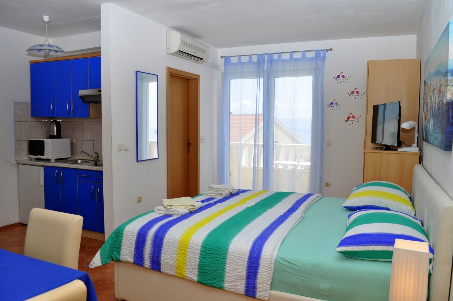 Apartments Ivi 10484-A6