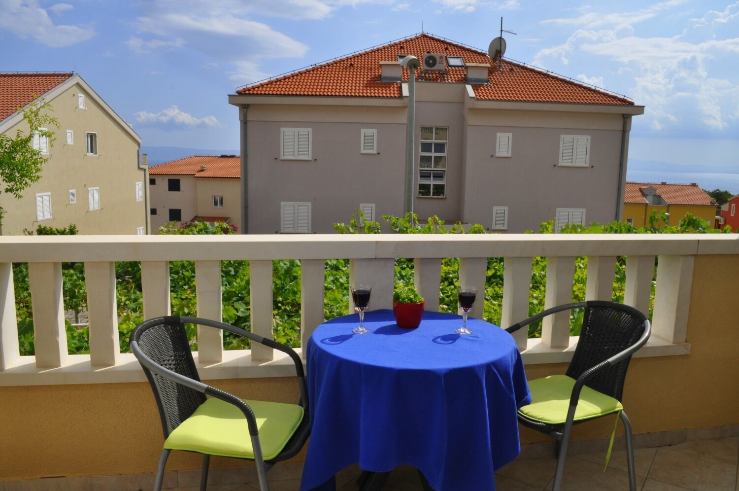 Apartments Ivi 10484-A2