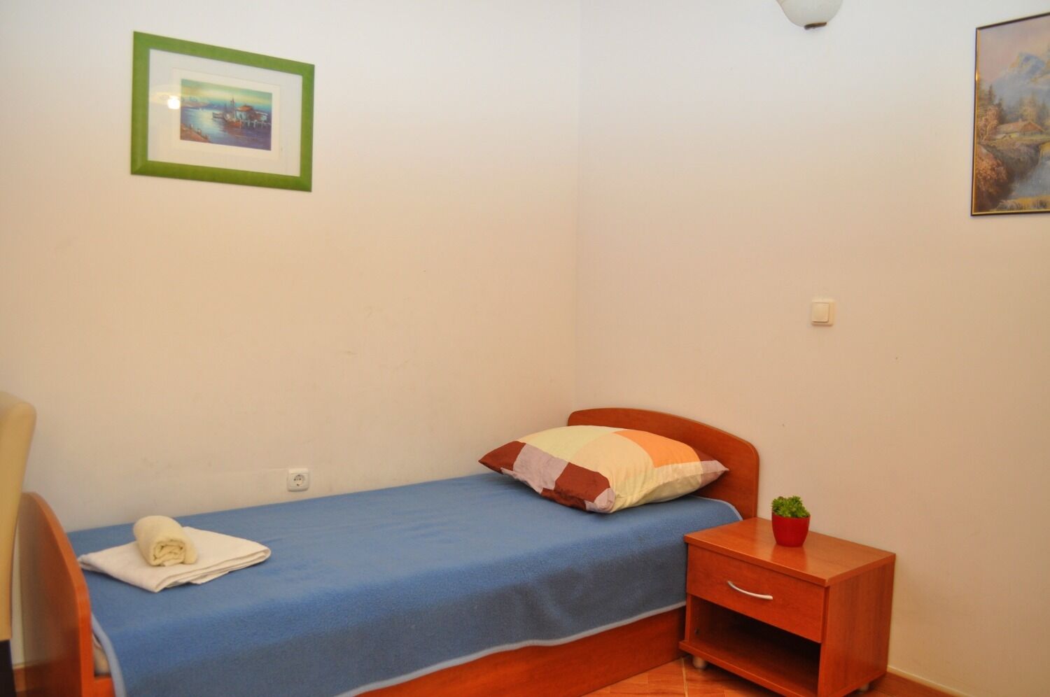 Apartments Ivi 10484-A2