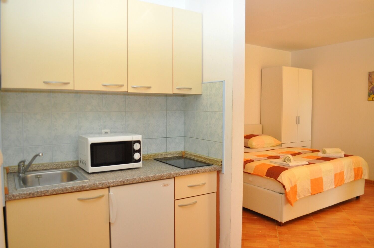 Apartments Ivi 10484-A3