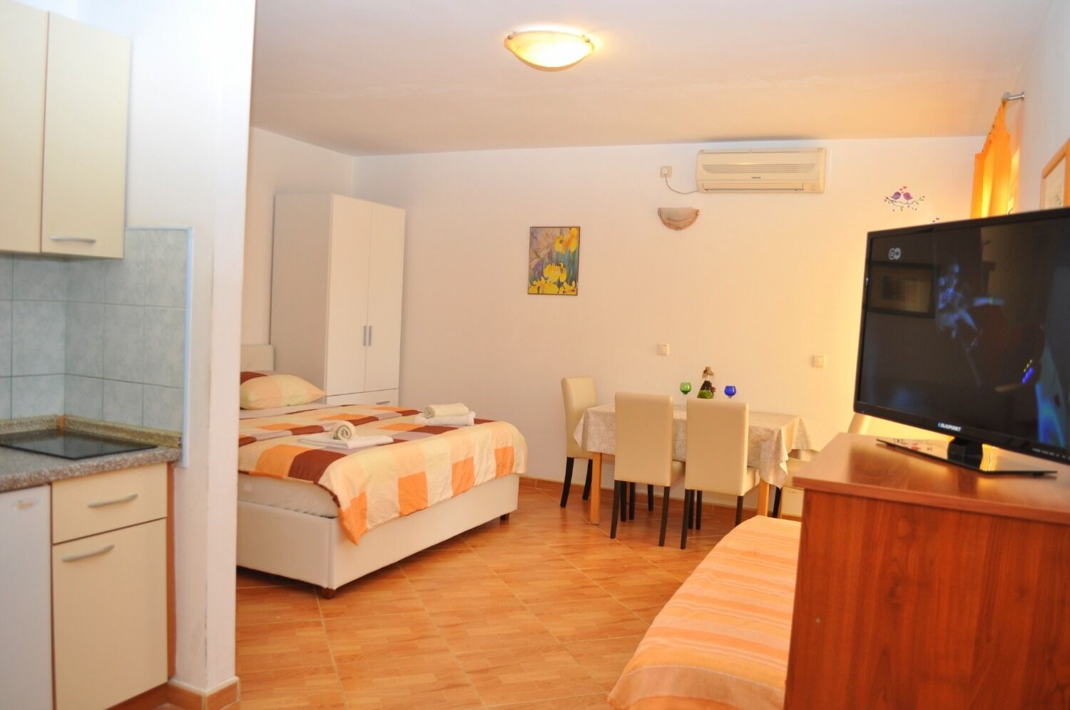 Apartments Ivi 10484-A3