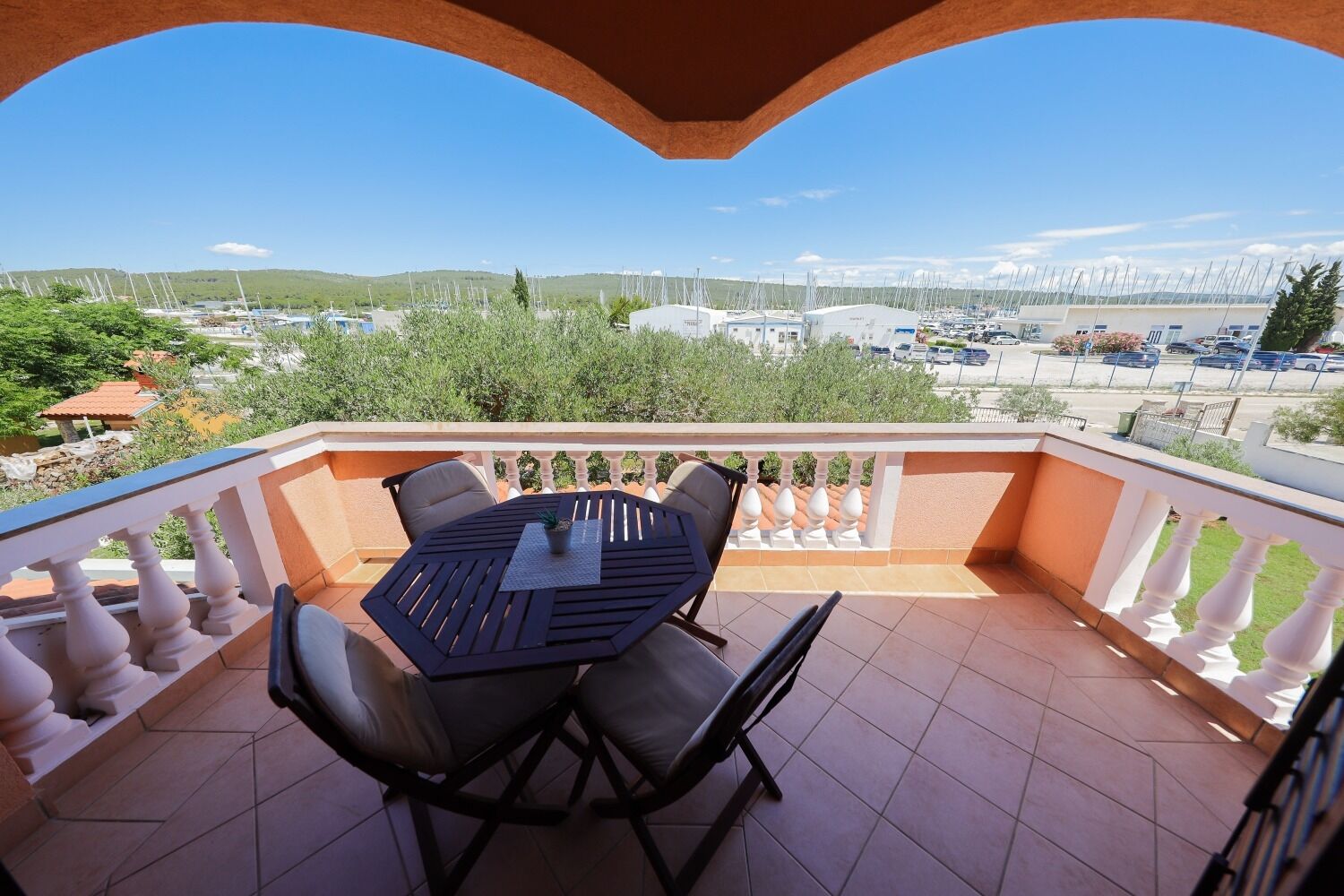 Apartments Vesna 104841-A1