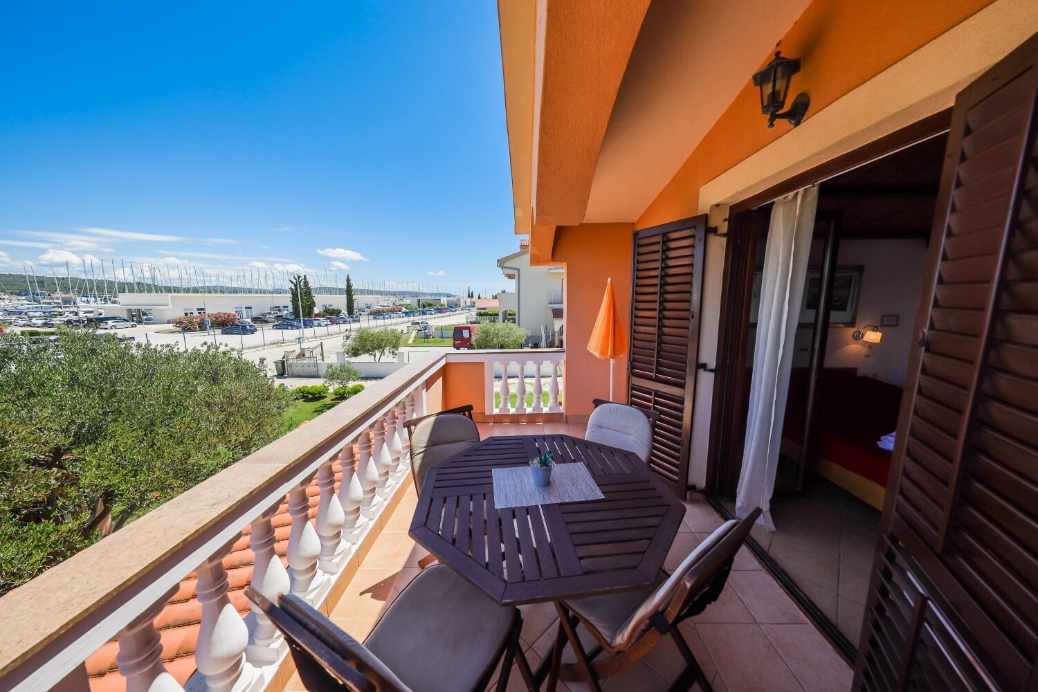 Apartments Vesna 104841-A1