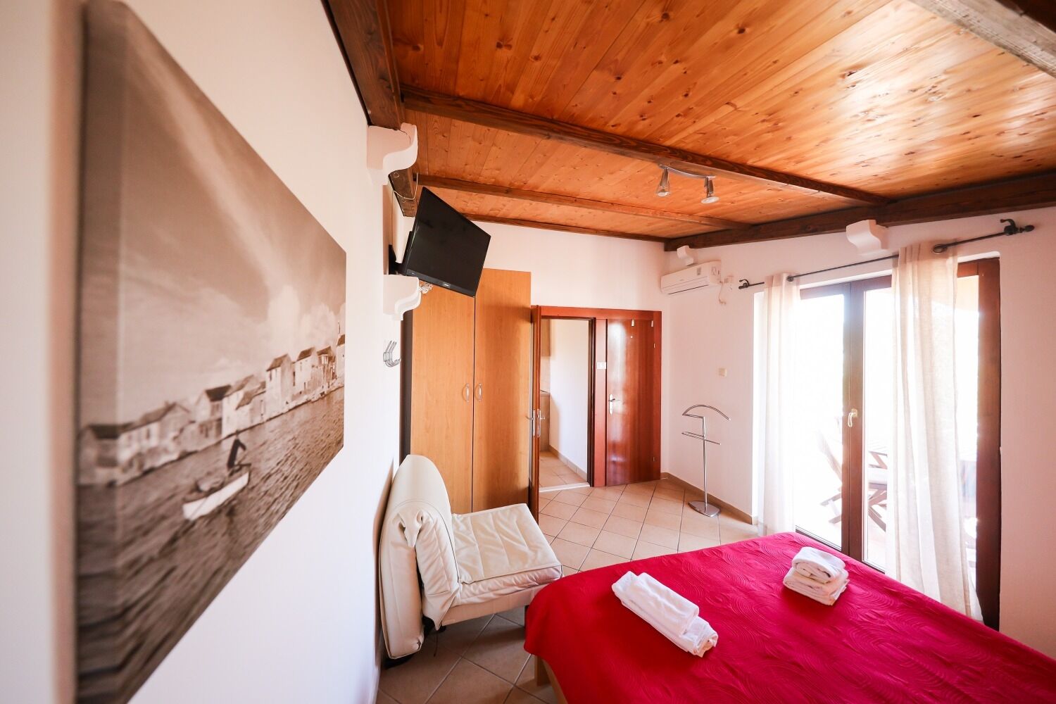 Apartments Vesna 104841-A1