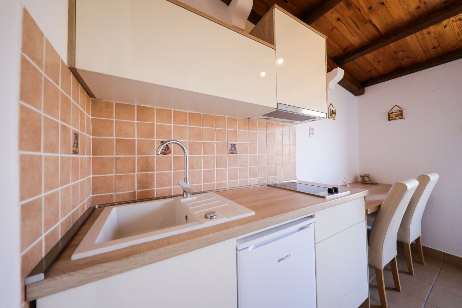 Apartments Vesna 104841-A3