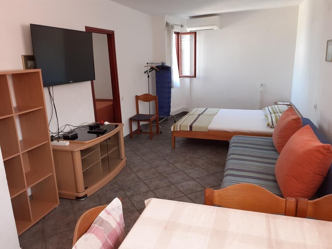Apartments Ana 104851-A2
