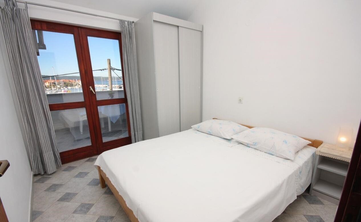 Apartments Ana 104851-A4