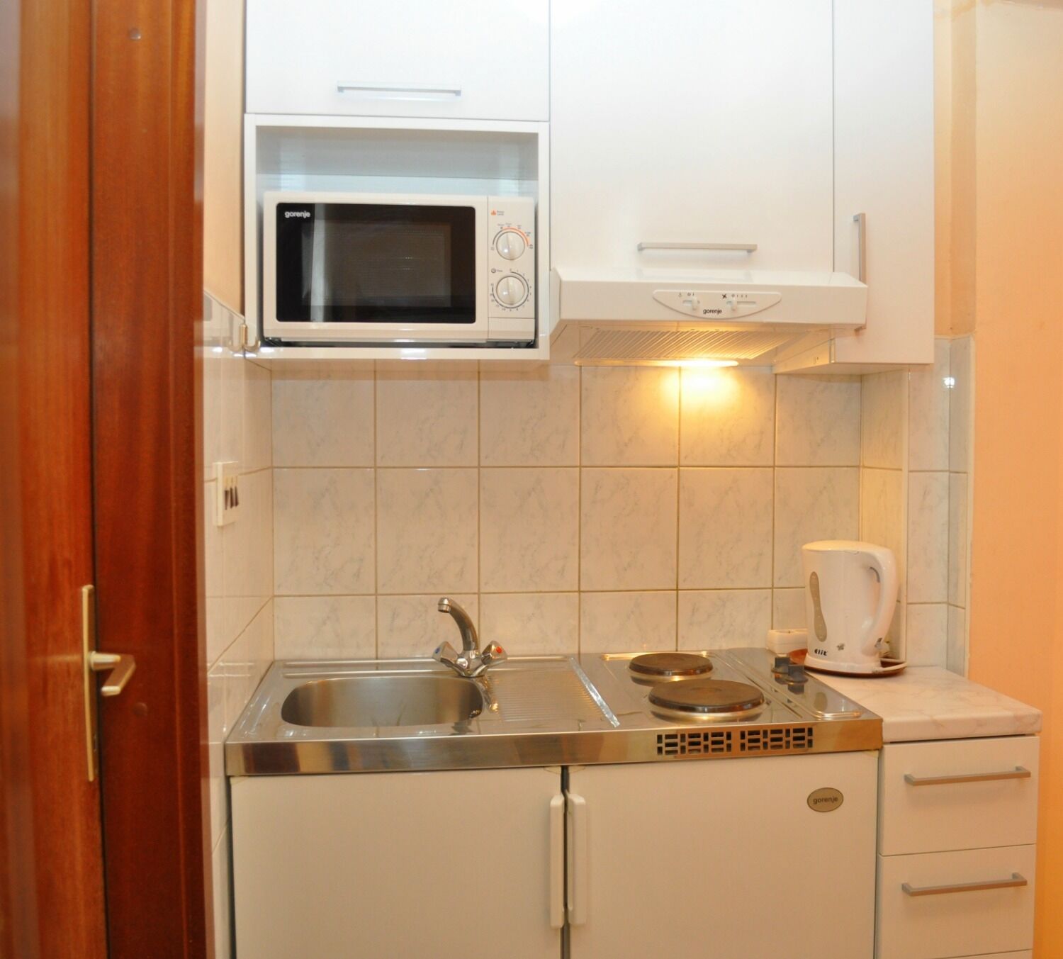 Room Ljuba 10494-A1