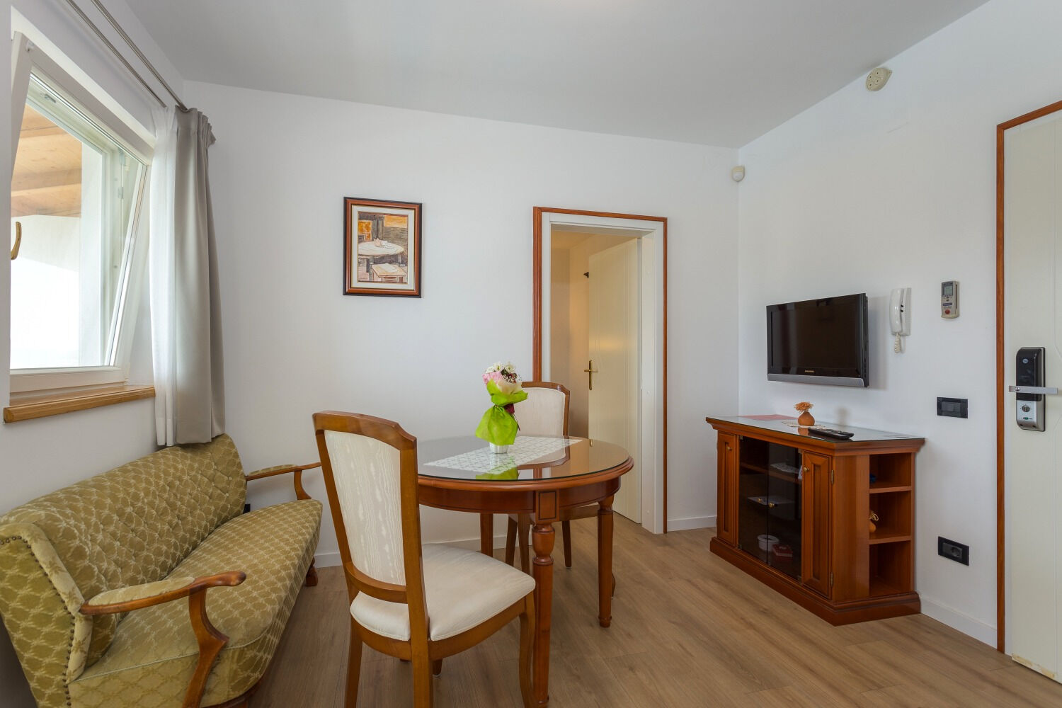 Apartments Escape 10499-A2