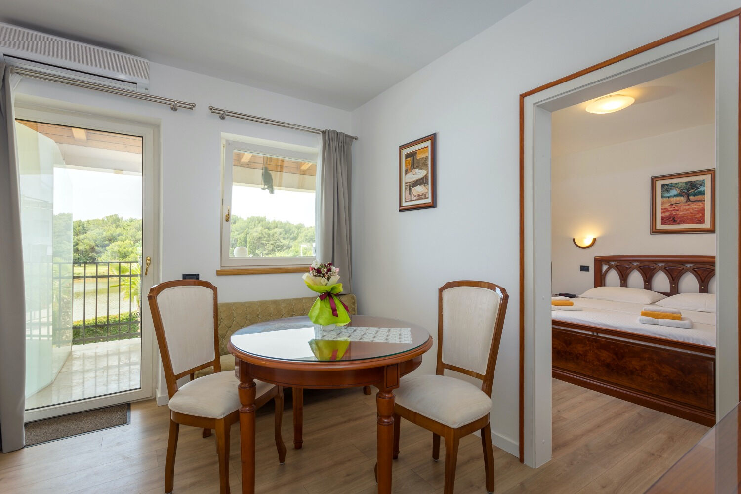 Apartments Escape 10499-A2
