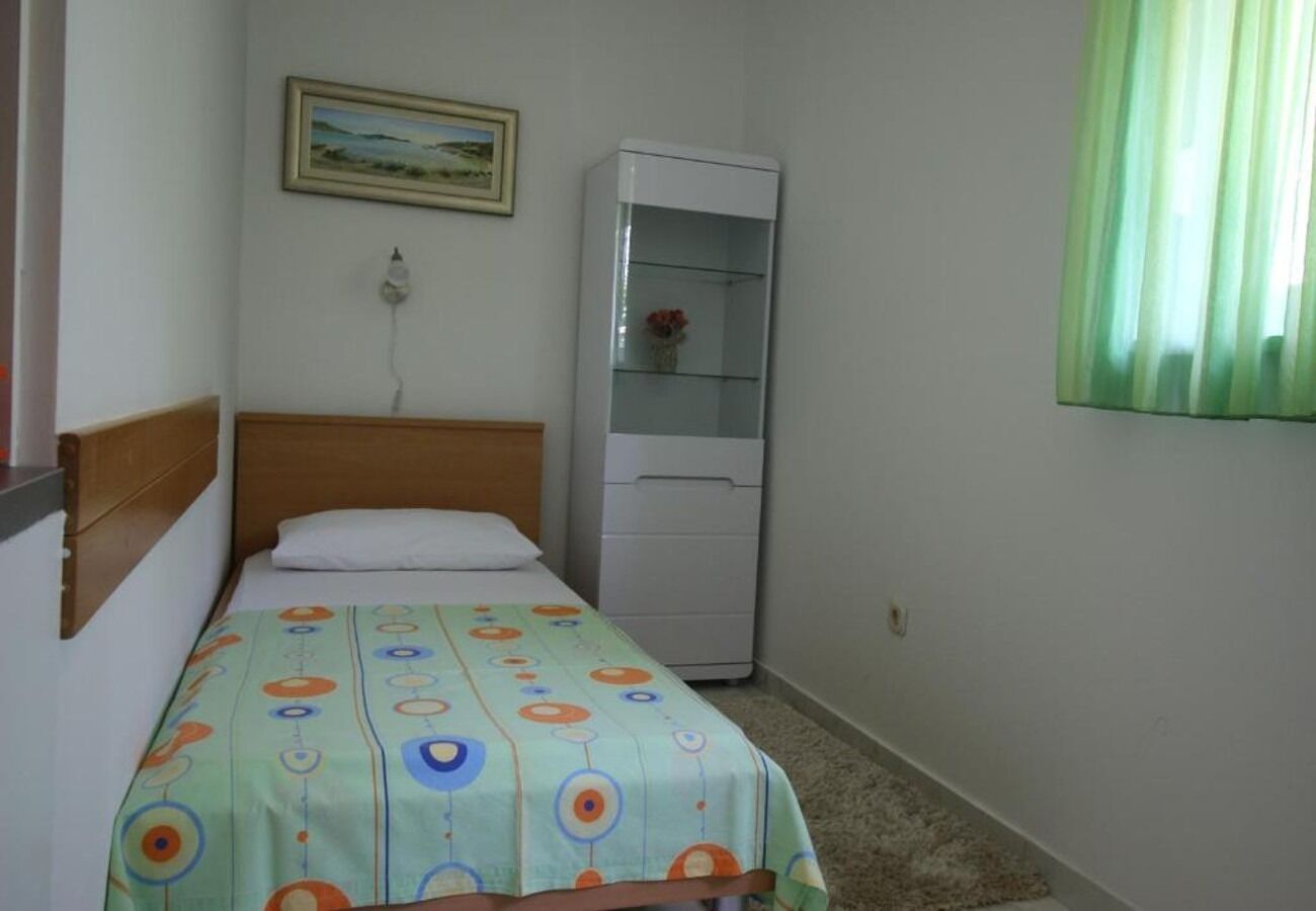 Apartments Dragi 10164-A2