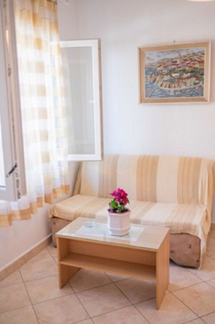 Apartment and Rooms Luka 10169-A2