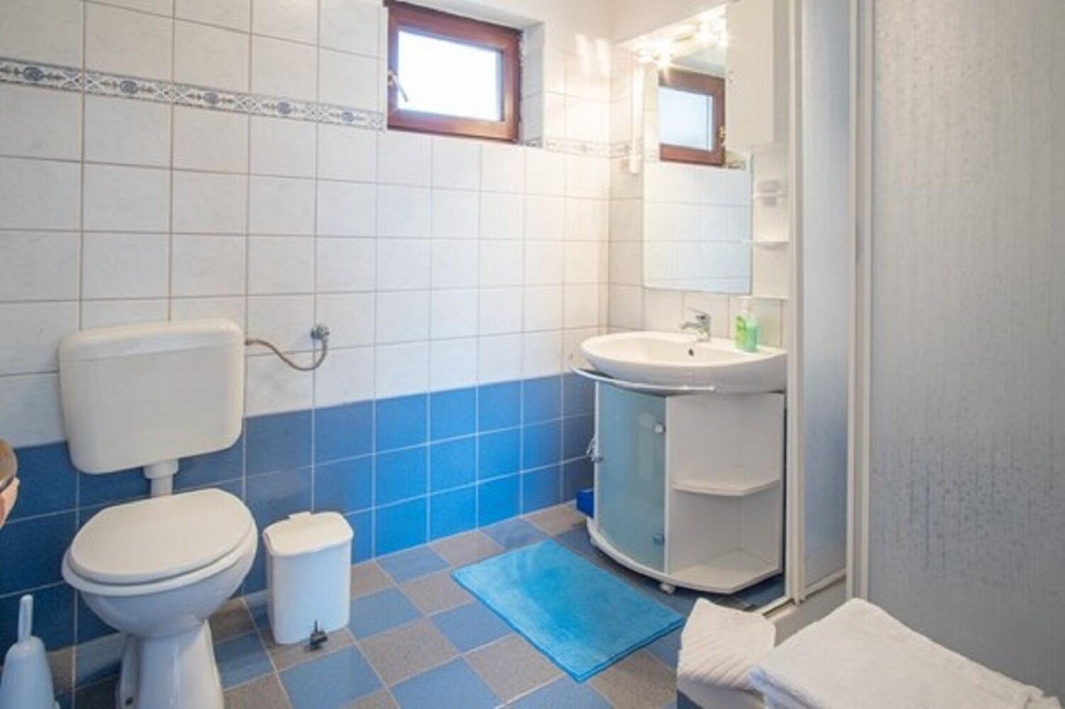 Apartment and Rooms Luka 10169-S1
