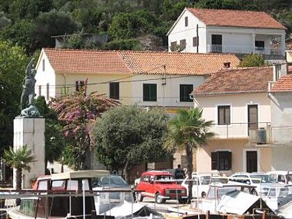 House Vese 105041-K1