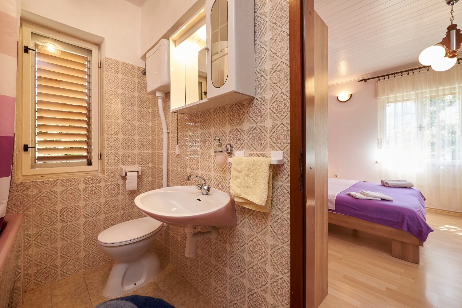 Apartment and Rooms Ivo 105101-A1