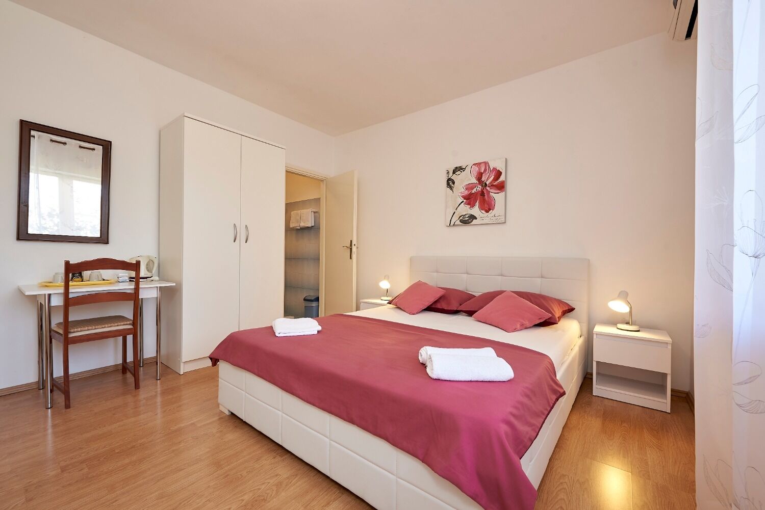 Apartment and Rooms Ivo 105101-S2