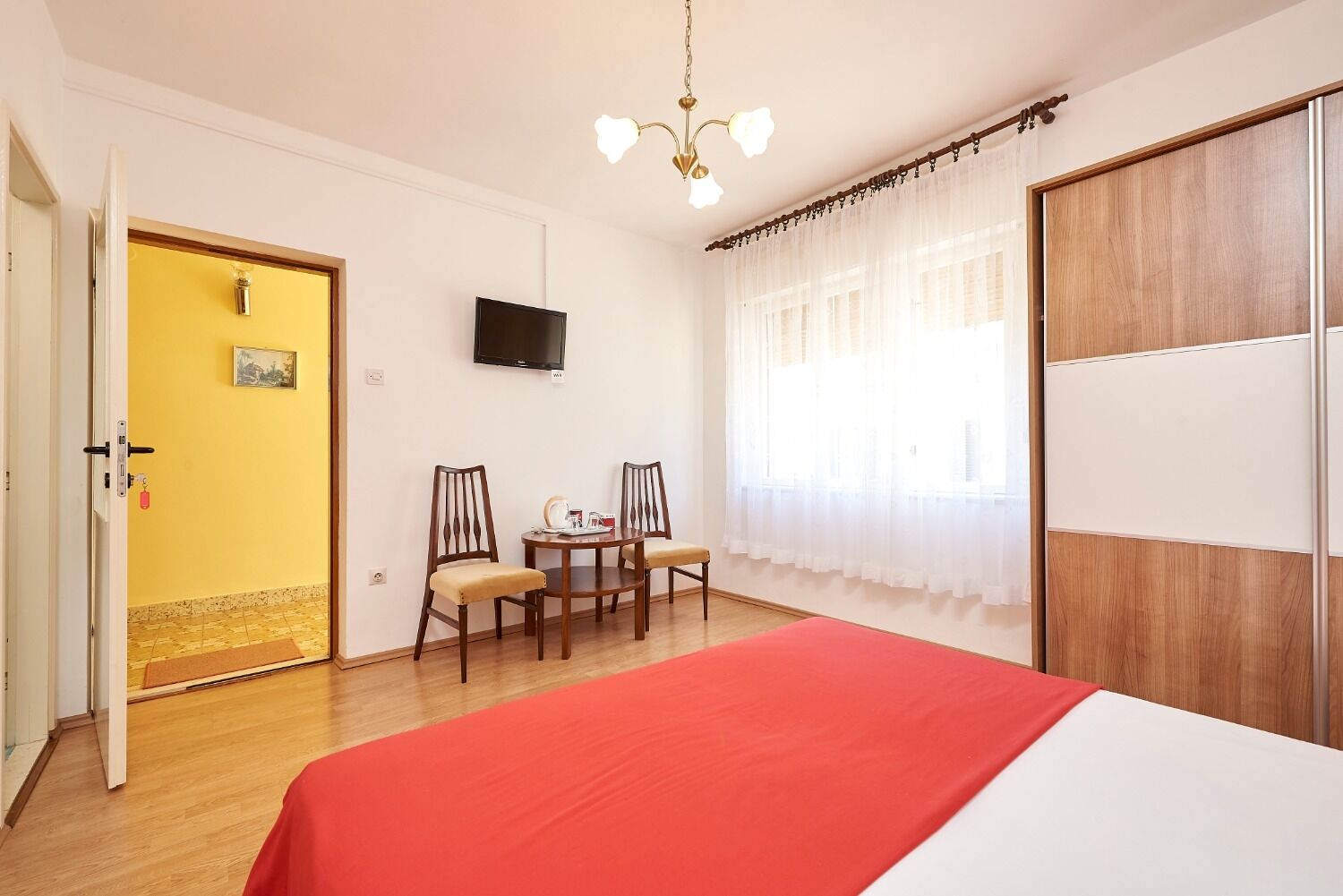 Apartment and Rooms Ivo 105101-S3