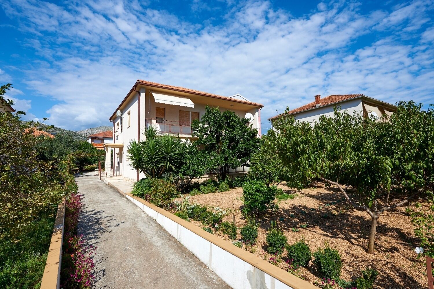 Apartment and Rooms Ivo 105101-S3