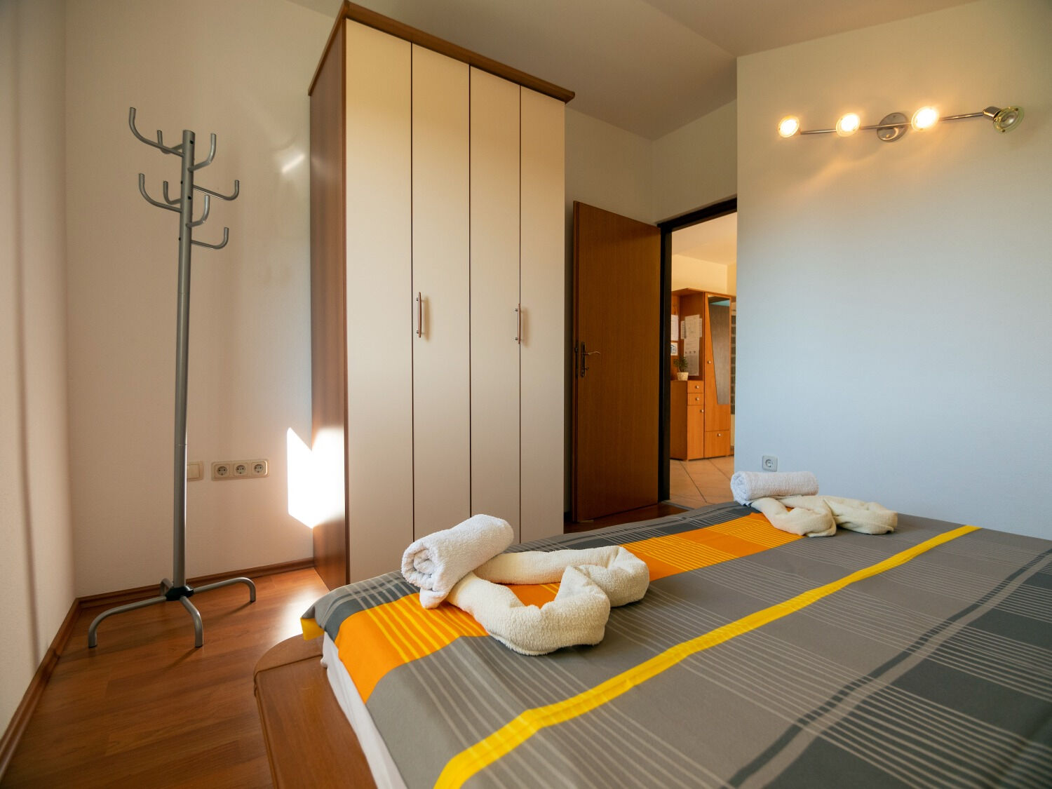Apartments Suzy 10513-A2