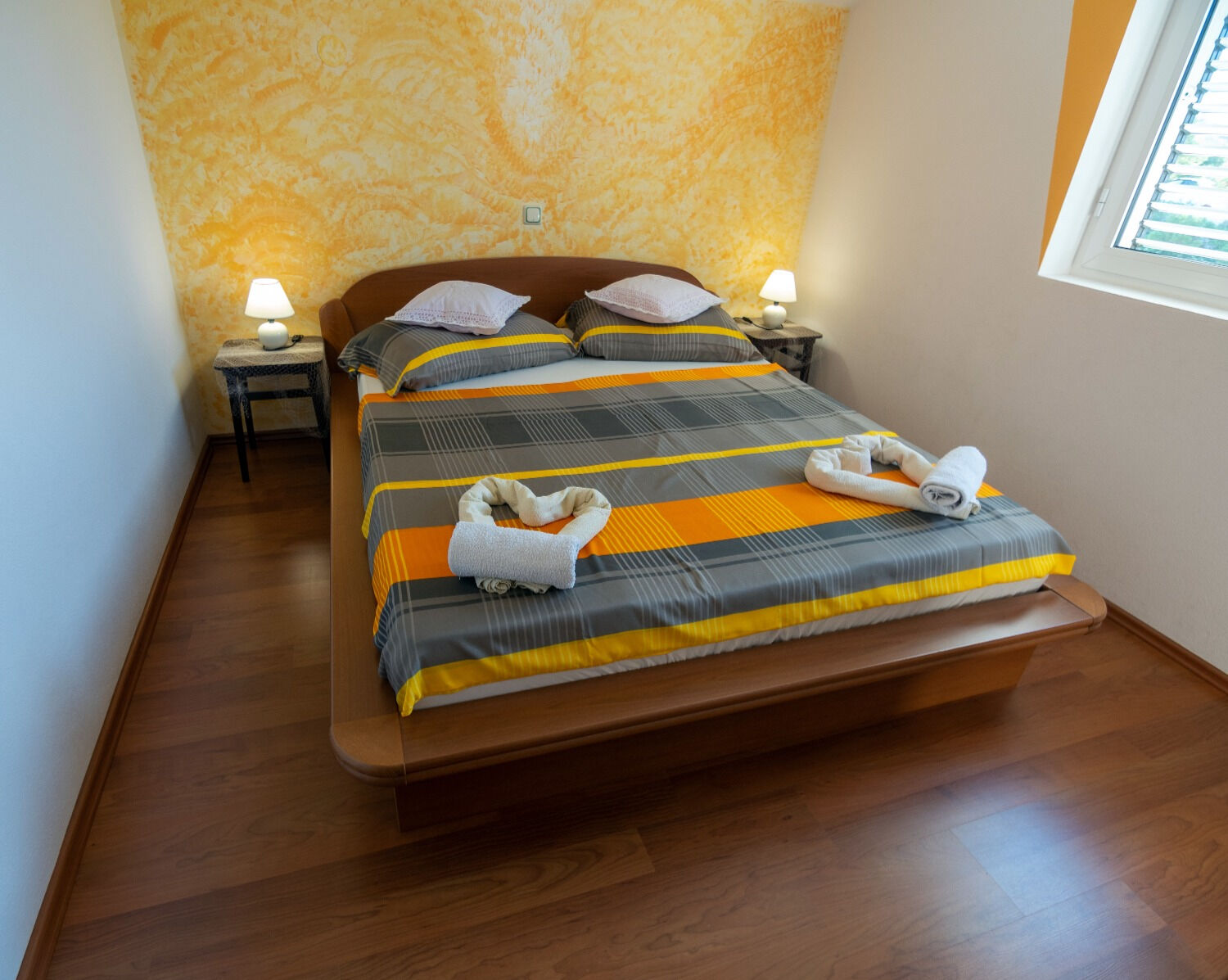 Apartments Suzy 10513-A2
