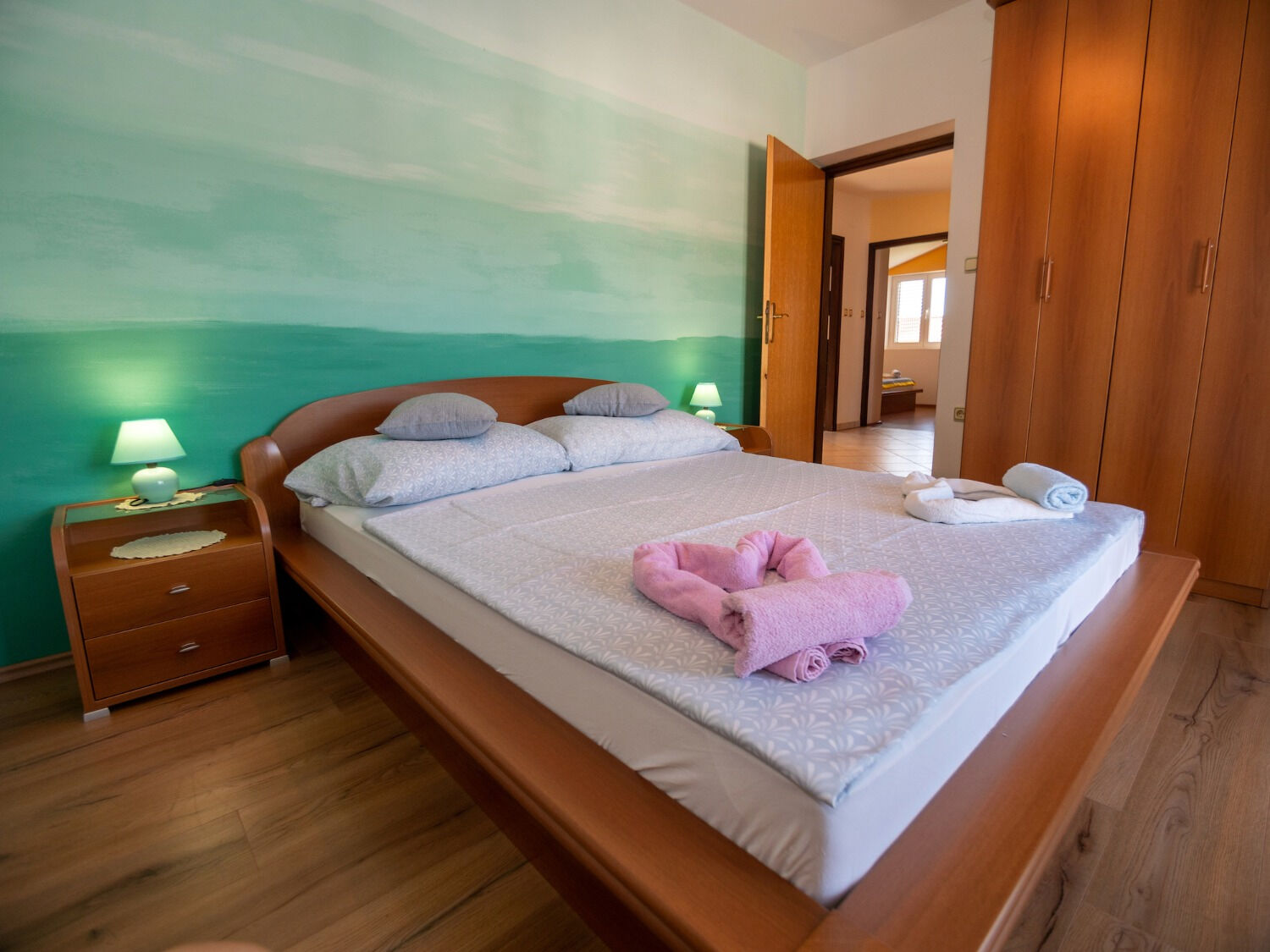 Apartments Suzy 10513-A2