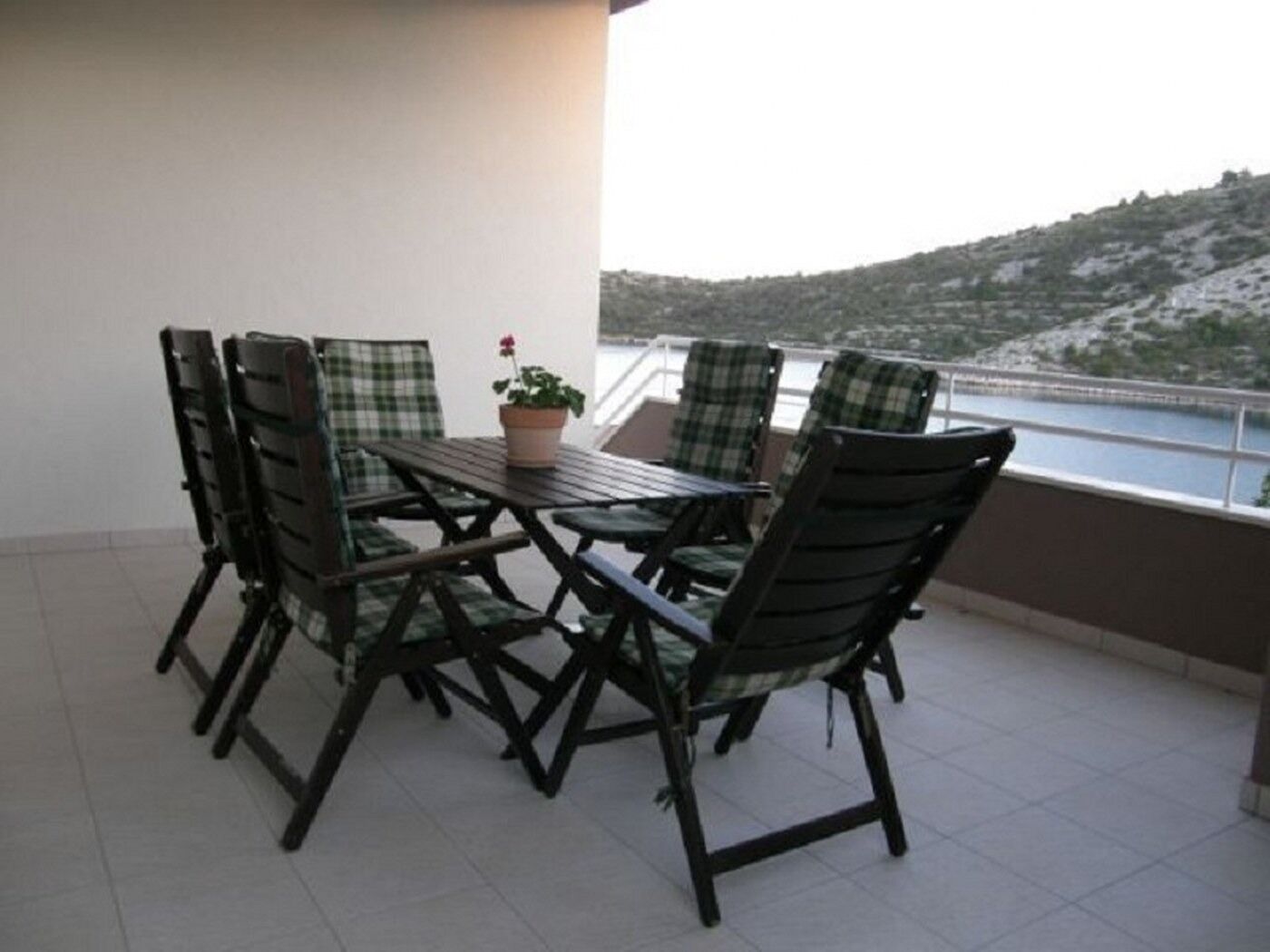 Apartments Ljubi 10514-A1