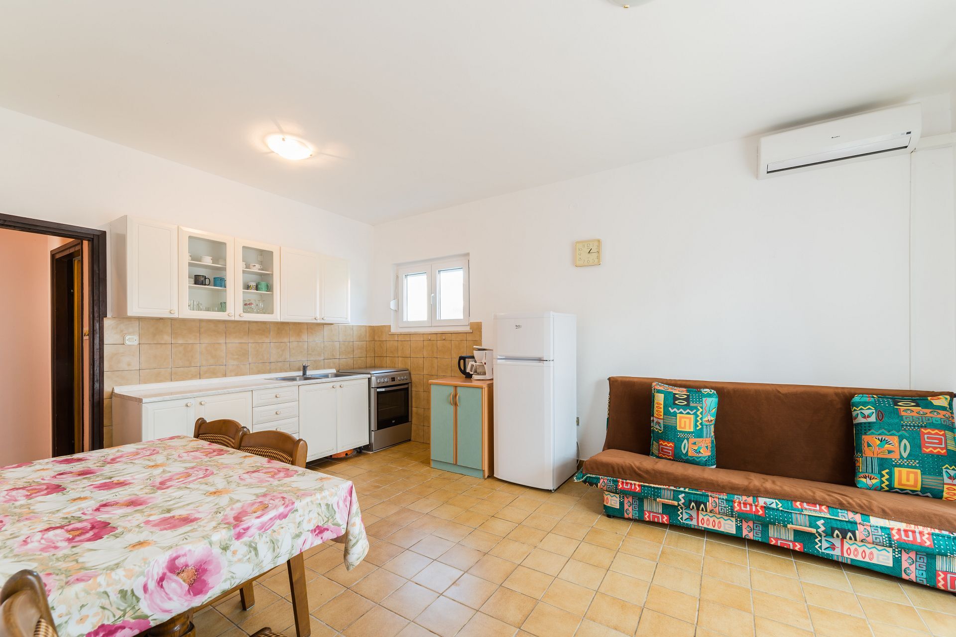 Apartments Ivica 105151-A1