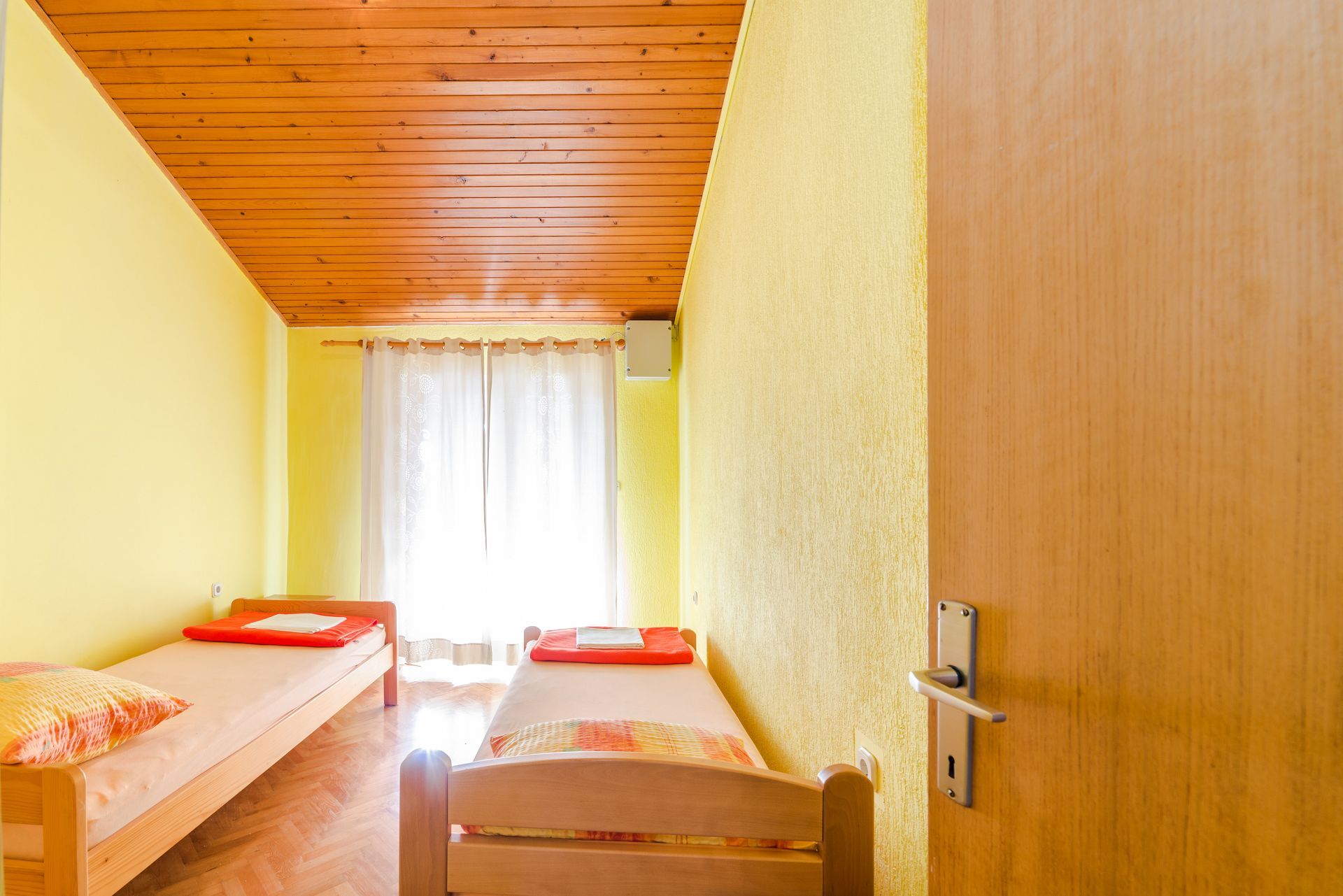 Apartments Ivica 105151-A4