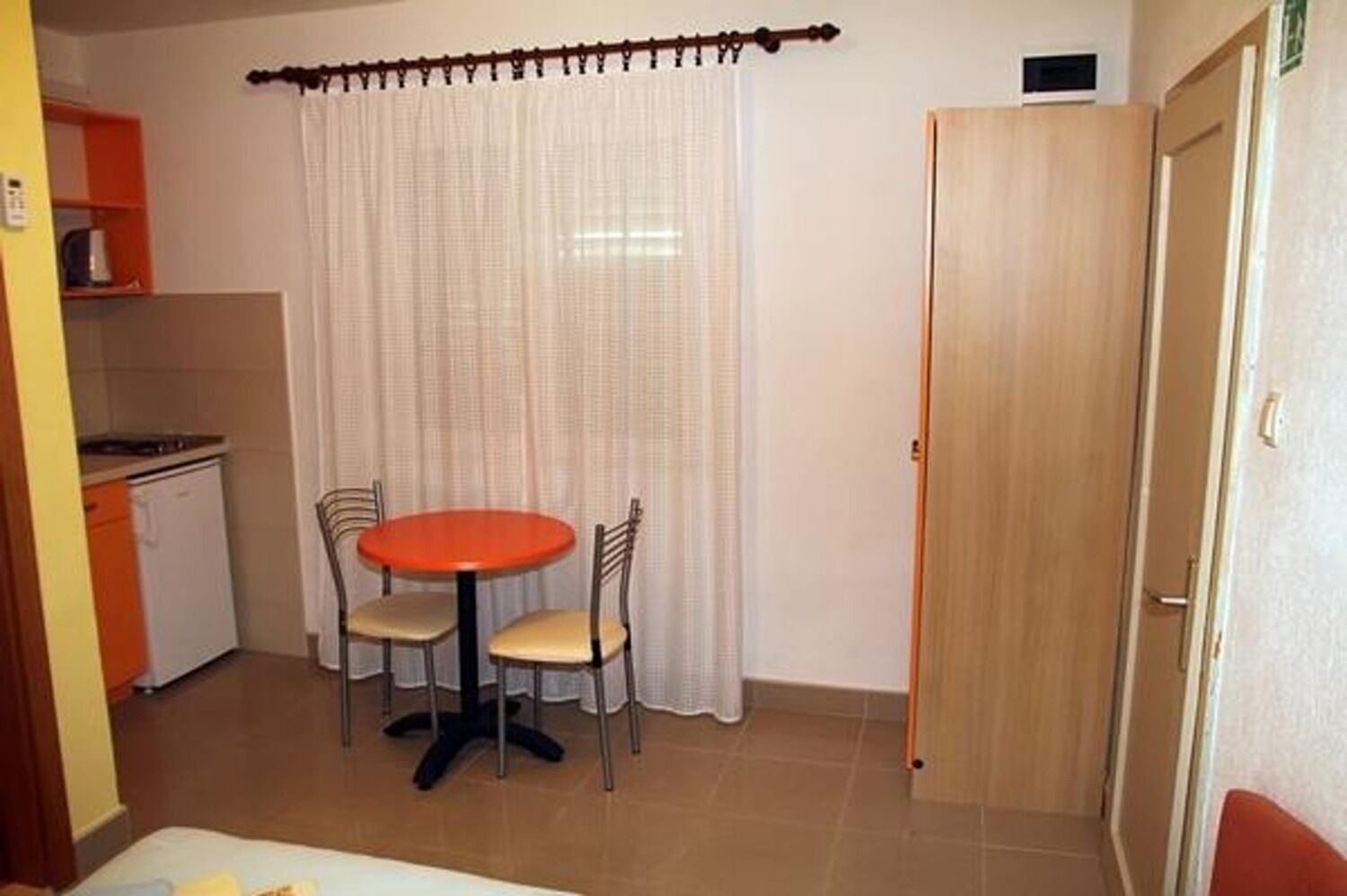 Apartments Sini 10227-A3