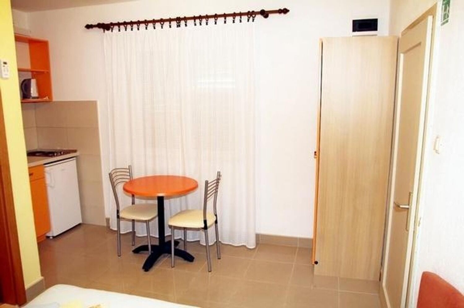 Apartments Sini 10227-A3