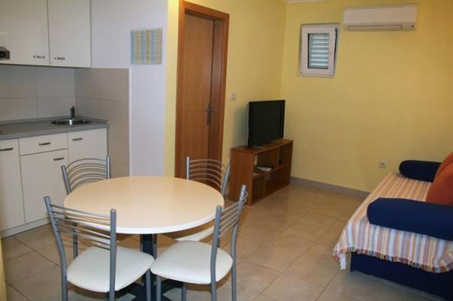 Apartments Sini 10227-A4