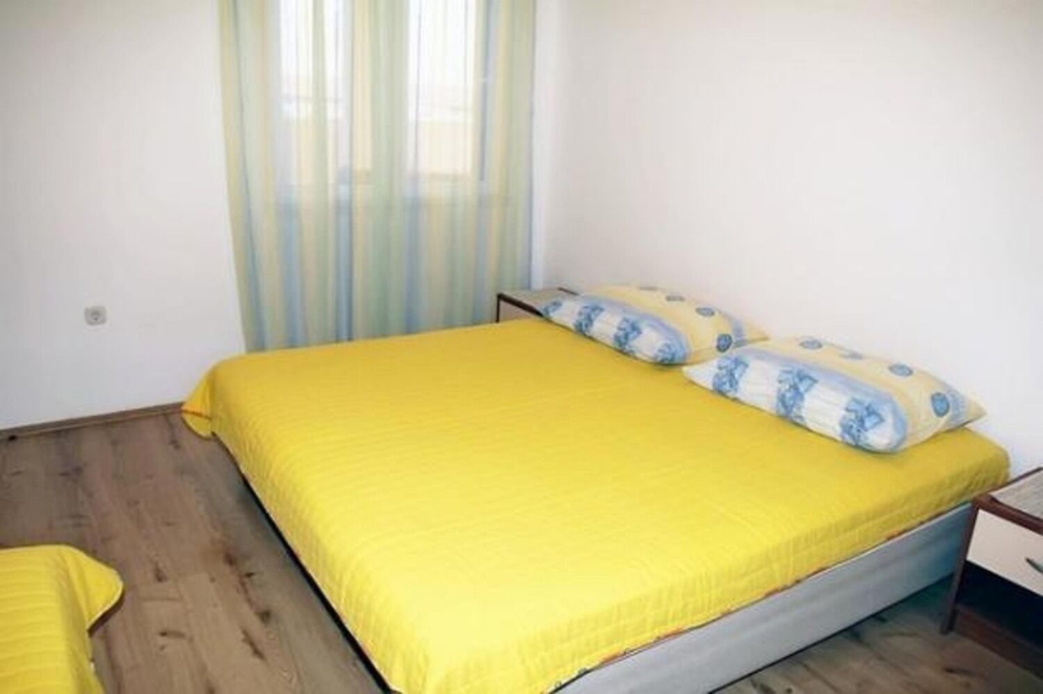 Apartments Sini 10227-A4