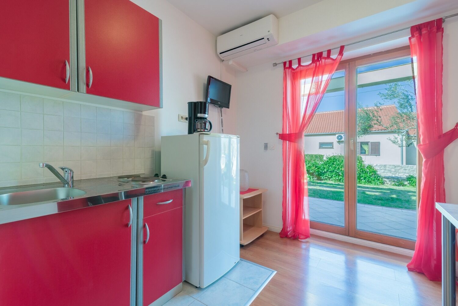Apartments Bosko 105171-A2